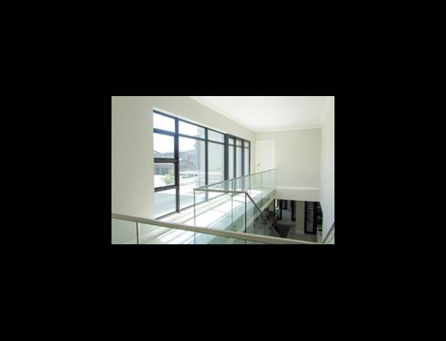 4 BEDROOM HOUSE FOR SALE IN EYE OF AFRICA